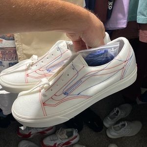 VANS ‘TAKA HAYASHI’ DIY x SK8 LOW